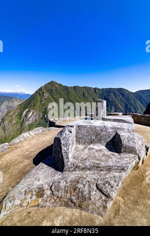 Intihuatana, Inka-Ruinen von Machu Picchu, Peru, Südamerika Stockfoto