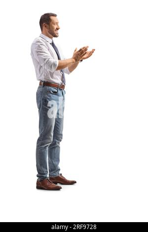 Profilaufnahme eines jungen Mannes mit isolierten Händen auf weißem Hintergrund Stockfoto