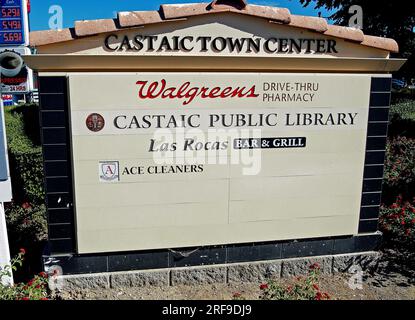 Schild „Castaic Town Center“ neben der interstate5 in Kalifornien Stockfoto