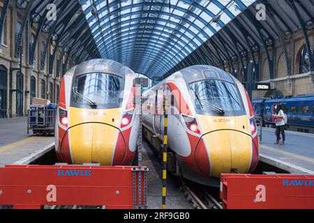 London Kings Cross, Großbritannien. 1. August 2023. LNER , London North Eastern Railway , fährt mit normalem Fahrplan zum/vom London Kings Cross Terminal, wenn Mitglieder der ASLEF Gewerkschaft kurz vor dem Streik vom Montag, den 31. Juli bis Samstag, den 5. August 2023, antreten, Guthaben: Glosszoom/Alamy Live News Stockfoto