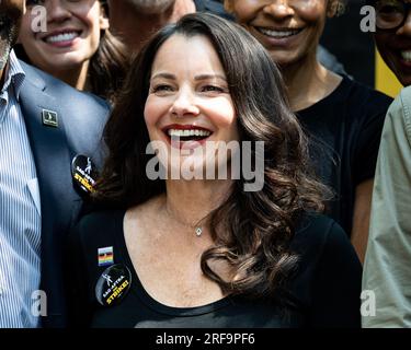 New York, Usa. 01. Aug. 2023. FRAN Drescher, Präsident VON SAG-AFTRA, bei einer Kundgebung zur Unterstützung des Streiks der Schauspielergewerkschaft (sag-AFTRA) im City Hall Park in New York City. Kredit: SOPA Images Limited/Alamy Live News Stockfoto