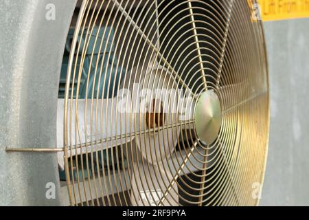 Seitenwinkel Ventilatorbelüftungssystem Nahaufnahme des Ventilators. Hochwertiges Foto Stockfoto