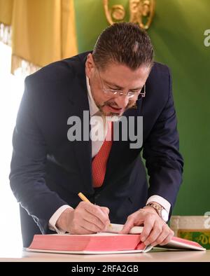 RIGA, LETTLAND. 20. Juli 2023 Der lettische Präsident Edgars Rinkevics trifft sich mit dem Präsidenten von Costa Rica, Rodrigo Chaves (auf Foto) Stockfoto