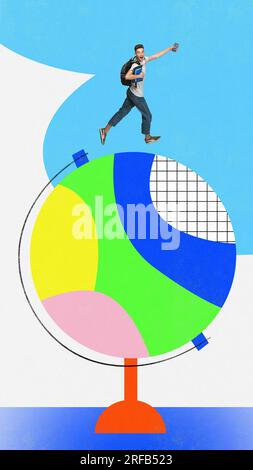 Vertikales Bild eines Kerls mit Rucksack, der eine riesige, sich drehende Planetenkugel auf kreativem Hintergrund führt. Collage für zeitgenössische Kunst. Stockfoto