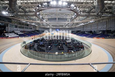 Glasgow, Großbritannien. 02. Aug. 2023. Abbildung zeigt das Sir Chris Hoy Velodrome in Glasgow, Schottland, vor der UCI World Championships Cycling, Mittwoch, den 02. August 2023. UCI organisiert die Welten mit allen Disziplinen des Radfahrens, Straßenradfahren, Indoor-Radfahren, Mountainbike, BMX-Rennen, Straßen- und Hallenparkradfahren, in Glasgow vom 05. Bis 13. August. BELGA FOTO DAVID PINTENS Kredit: Belga News Agency/Alamy Live News Stockfoto