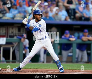 01. AUGUST 2023: Der dritte Baseman der Kansas City Royals Maikel Garcia (11) wartet auf einen Pitch im Kauffman Stadium Kansas City, Missouri. Jon Robichaud/CSM. Stockfoto