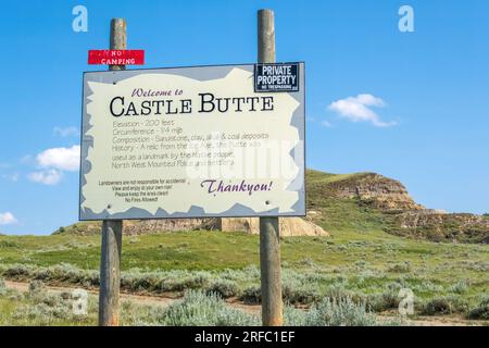 Castle Butte in Big Beaver Saskatchewan ist Teil der Big Muddy Valley Badlands, die sich von Saskatchewan bis nach Montana erstrecken. Stockfoto