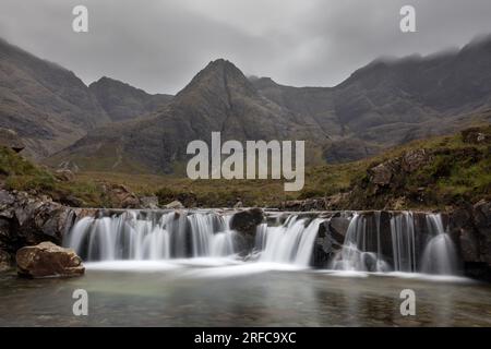 Wasserfall am 'Fairy Pools' Glen Brittle, Isle of Skye Schottland Stockfoto