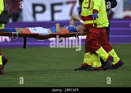 Genk, Belgien. 02. Aug. 2023. Bryan Heynen von Genk sieht bei einem Fußballspiel zwischen dem belgischen KRC Genk und dem Swiss Servette FC am Mittwoch, den 02. August 2023 in Genk, der ersten Etappe der zweiten Qualifikationsrunde für das UEFA Champions League-Gewinnspiel, verletzt aus. BELGA FOTO JOHAN EYCKENS Kredit: Belga News Agency/Alamy Live News Stockfoto