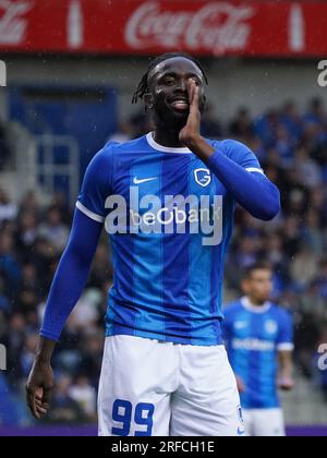Genk, Belgien. 02. Aug. 2023. GENK, BELGIEN - AUGUST 2: Toluwase Arokodare von KRC Genk Gesten während des UEFA Champions League-Spiels zwischen KRC Genk und dem Servette FC in der Cegeka Arena am 2. August 2023 in Genk, Belgien (Foto von Jeroen Meuwsen/Orange Pictures) Guthaben: Orange Pics BV/Alamy Live News Stockfoto
