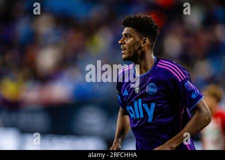 Charlotte, NC, USA. 29. Juli 2023. Charlotte FC Adilson Malanda (29) in der zweiten Hälfte des Leagues Cup gegen die Necaxa im Bank of America Stadium in Charlotte, NC. (Scott KinserCal Sport Media). Kredit: csm/Alamy Live News Stockfoto