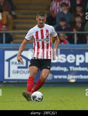 Victoria Park, Hartlepool, 1. August 2023. Zak Johnson von Sunderland während des Vorsaison-Freundschaftsspiels zwischen Hartlepool United und Sunderland im Victoria Park, Hartlepool, am Dienstag, den 1. August 2023. (Foto: Mark Fletcher | MI News) Guthaben: MI News & Sport /Alamy Live News Stockfoto