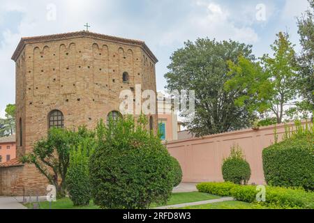 Antike arianischen Baptisterium an über d'ariani in Ravenna, Italien Stockfoto