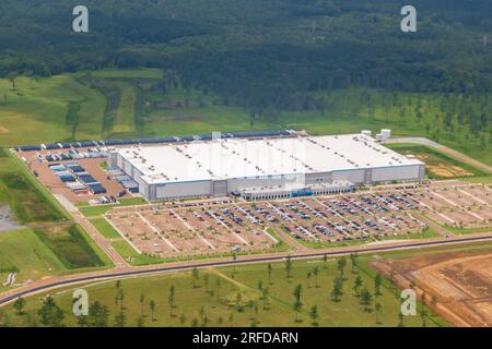 Canton, MS – 12. Juli 2023: Canton Amazon Versand-Center aus der Vogelperspektive. Stockfoto