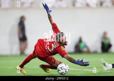 Orlando, Florida, USA. 2. Aug. 2023. Juventus Torwart CARLO PINSOGLIO (23) verpasst einen Block während der zweiten Hälfte der Florida Cup Series Soccer Champions Tour Juventus vs Real Madrid Fußballspiel im Camping World Stadium in Orlando, FL am 2. August 2023. (Kreditbild: © Cory Knowlton/ZUMA Press Wire) NUR REDAKTIONELLE VERWENDUNG! Nicht für den kommerziellen GEBRAUCH! Stockfoto