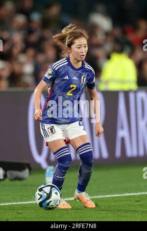 Hamilton, Neuseeland. 22. Juli 2023. Risa SHIMIZU (JPN), 22. Juli 2023 - Fußball : #2 Risa SHIMIZU aus Japan läuft mit dem Ball während des FIFA Womens World Cup Australien & Neuseeland 2023 Group C-Spiels zwischen Japan und Sambia im Waikato Stadium in Hamilton, Neuseeland. Kredit: AFLO/Alamy Live News Stockfoto