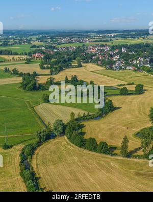 Blick auf das Schmuttertal bei Neusäß im Großraum Augsburg aus der Vogelperspektive Stockfoto