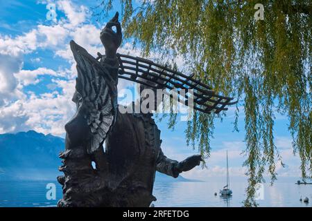 Schweiz, Kanton Vaud, Montreux, die Kais am Ufer des Genfer Sees, Skulptur des Komponisten Igor Stravinsky, Werk der russischen Bildhauer Nikolai Kuznetsov und Natalie Plouromskoya Stockfoto