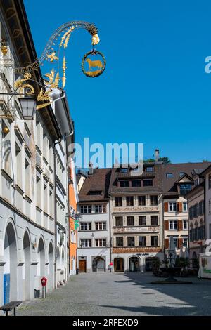 Österreich, Vorarlberg, Feldkirch, Schild an der Fußgängerzone im historischen Stadtzentrum Stockfoto
