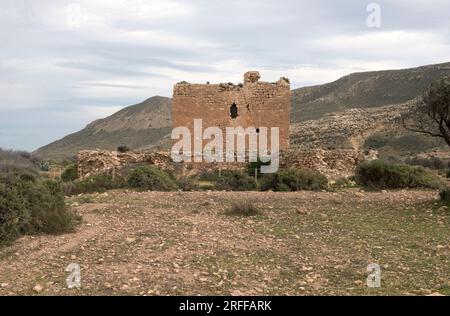 Castillo de la Bateria, El Playazo de Rodalquilar. Naturpark Cabo de Gata-Nijar, Provinz Almeria, Andalusien, Spanien. Stockfoto