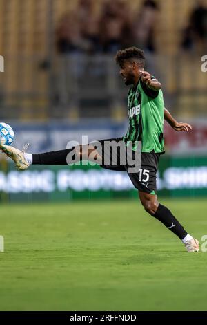 Parma, Italien. 2. August 2023: Kevin Miranda (Sassuolo) während des italienischen Freundschaftsspiels „Serie A“ zwischen Parma 1-0 Sassuolo im Ennio Tardini Stadion am 2. August 2023 in Parma, Italien. Kredit: Maurizio Borsari/AFLO/Alamy Live News Stockfoto