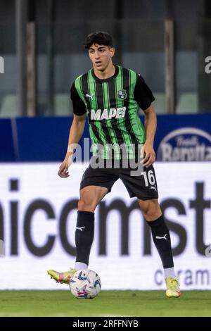 Parma, Italien. 2. August 2023: Kevin Miranda (Sassuolo) während des italienischen Freundschaftsspiels „Serie A“ zwischen Parma 1-0 Sassuolo im Ennio Tardini Stadion am 2. August 2023 in Parma, Italien. Kredit: Maurizio Borsari/AFLO/Alamy Live News Stockfoto