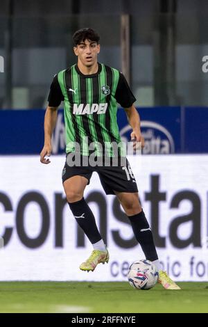 Parma, Italien. 2. August 2023: Kevin Miranda (Sassuolo) während des italienischen Freundschaftsspiels „Serie A“ zwischen Parma 1-0 Sassuolo im Ennio Tardini Stadion am 2. August 2023 in Parma, Italien. Kredit: Maurizio Borsari/AFLO/Alamy Live News Stockfoto