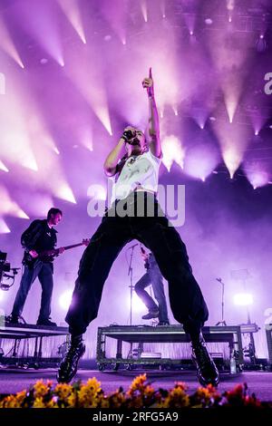 Skanderborg, Dänemark. 02. Aug. 2023. Der dänische Sänger und Songwriter MØ führt während des dänischen Musikfestivals SmukFest 2023 in Skanderborg ein Live-Konzert auf. (Foto: Gonzales Photo/Alamy Live News Stockfoto