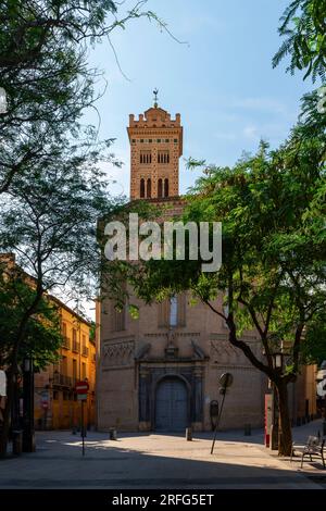 Kirche Santa María Magdalena, erbaut im 14. Jahrhundert im Mudéjar-Stil, an der plaza de la Magdalena, Saragossa, Spanien. Stockfoto