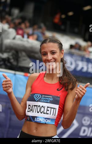 Nadia BATTOCLETTI aus Italien, nach einem Wettkampf um die 5000 Meter für die Frauen in der Wanda Diamond League, London Stadium, Queen Elizabeth Park - London, 23. Juli 2023 Stockfoto