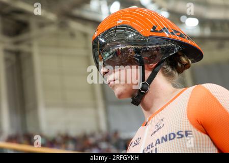 Glasgow, Großbritannien. 03. Aug. 2023. GLASGOW, SCHOTTLAND - AUGUST 3 2023: Shanne Braspennincx aus den Niederlanden während des Women Elite Team Sprint am 1. Tag der UCI Cycling World Championships 96. in Glasgow, Schottland, am 3. August 2023. (Foto: Tim Buitenhuis/BSR Agency) Kredit: BSR Agency/Alamy Live News Stockfoto