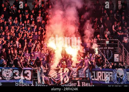 Aarhus, Dänemark. 03. Aug. 2023. Die Fans des Clubs wurden während des Rückspiels zwischen der dänischen AGF Aarhus und der belgischen Fußballmannschaft Club Brügge in der zweiten Qualifikationsrunde des Wettbewerbs der UEFA Europa Conference League am Donnerstag, den 03. August 2023 in Aarhus, Dänemark, gezeigt. Club Brugge gewann die erste Etappe 3:0. BELGA FOTO BRUNO FAHY Kredit: Belga News Agency/Alamy Live News Stockfoto