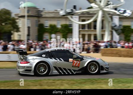 Paul McLean, Porsche 911 GT3 RSR, 75 Jahre Porsche, 60 Jahre 911, mit seiner ikonischen Form hat der 911 an fast jeder Form von mot teilgenommen Stockfoto