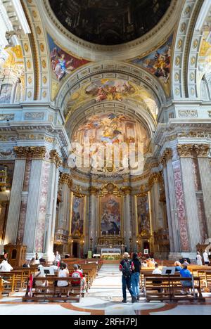 Rom, Latium, Italien, das Innere der Kirche St. Ignatius von Loyola am Campus Martius (Italienisch: Chiesa di Sant'Ignazio di Loyola in Campo Marzio). Stockfoto