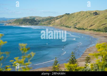 Okitu & Wainui Beaches, beliebte Surfstrände an der Ostküste in der Nähe von Gisborne, Neuseeland Stockfoto