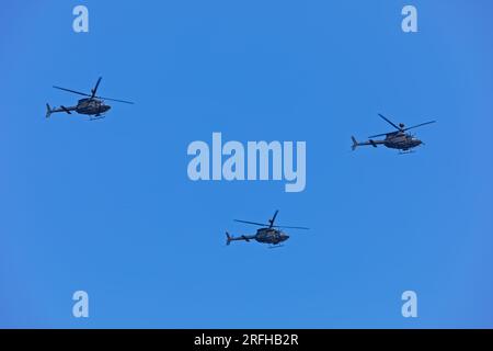 OH-58D Kiowa-Krieger bei Operation Sturm Gedenkfeier in Kroatien Stockfoto