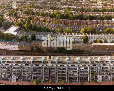 Rowley Way, Alexandra and Ainsworth Estate, North West London, Camden, England, Großbritannien Stockfoto