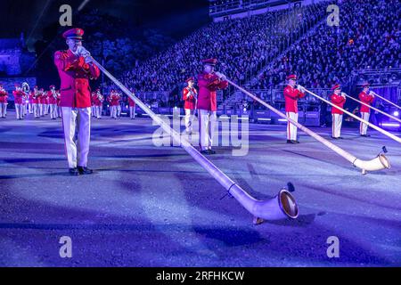 Edinburgh, Vereinigtes Königreich. 03. August 2023, Auf Dem Foto: Swiss Armed Forces Central Band. Die Royal Edinburgh Militärparade 2023 findet an der Esplanade von Edinburgh Castle statt, mit dem Thema Geschichten. Kredit: Rich Dyson/Alamy Live News Stockfoto