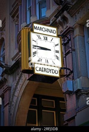 Cardiff Market Building und Uhr 1891 - Marchnad Caaerdydd, Burgviertel, 49 St. Mary Street, Cardiff, Wales, Großbritannien, CF10 1AU Stockfoto