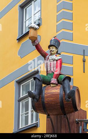 Bar am Livu Laukums Square, Altstadt von Riga, Lettland, Europa Stockfoto