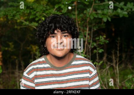 Trans Lovers auf einer Wanderung Stockfoto