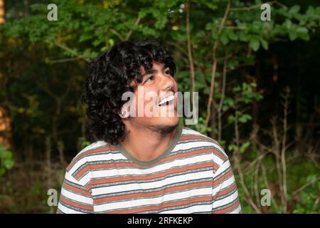 Trans Lovers auf einer Wanderung Stockfoto