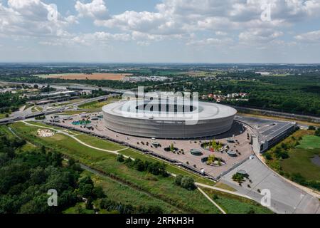 Breslau, Polen - Juli 2023 : Stadion Wrocław aus der Vogelperspektive (Polnisch: Stadion Miejski we Wrocławiu). UEFA-Stadion der Kategorie 4 Stockfoto