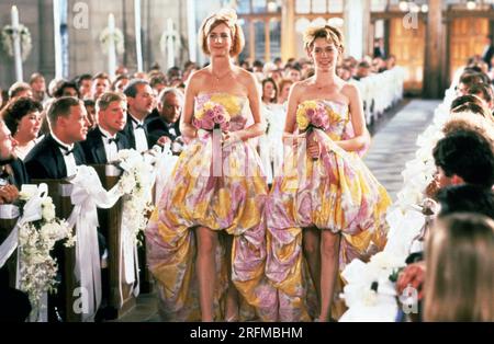 My Best Friend's Wedding Year : 1997 USA Regisseur : P.J. Hogan Rachel Griffiths, Carrie Preston Stockfoto