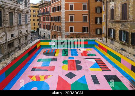 Italien, Rom, Latium, bemaltetes Dach der U-Bahnstation, Via Cavour, Cavour U-Bahnstation, Stockfoto