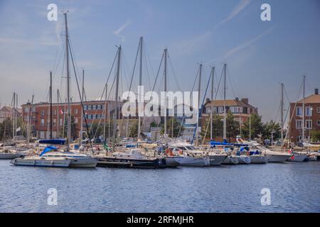 Frankreich, Region Hauts-de-France, Departement Nord, Dünkirchen, Yachthafen, Stockfoto