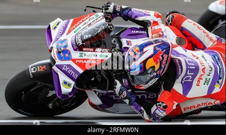 Jorge Martin von Prima Pramac Racing während des kostenlosen Trainings zwei Mal vor dem Monster Energy Grand Prix 2023 in Silverstone, Towcester. Foto: Freitag, 4. August 2023. Stockfoto