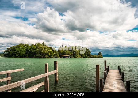 Gewitterstimmung am Starnbergersee Stockfoto