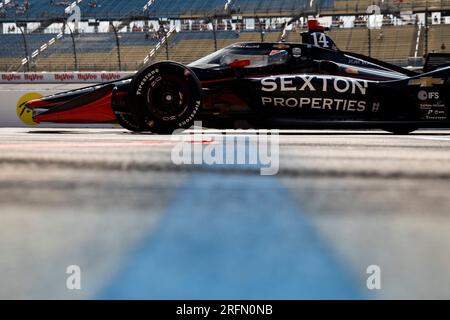 Newtown, IA, USA. 21. Juli 2023. SANTINO FERRUCCI (14) aus Woodbury, Connecticut, fährt während des Trainings für das HyVee Indycar Wochenende auf dem Iowa Speedway in Newtown, IA, auf Boxenstraße. (Kreditbild: © Walter G. Arce Sr./ZUMA Press Wire) NUR REDAKTIONELLE VERWENDUNG! Nicht für den kommerziellen GEBRAUCH! Stockfoto