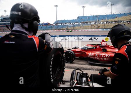 Newtown, IA, USA. 21. Juli 2023. BENJAMIN PEDERSEN (R) (55) aus Kopenhagen, Dänemark, fährt während des Trainings für das HyVee Indycar Wochenende auf dem Iowa Speedway in Newtown IA auf Boxenstraße. (Kreditbild: © Walter G. Arce Sr./ZUMA Press Wire) NUR REDAKTIONELLE VERWENDUNG! Nicht für den kommerziellen GEBRAUCH! Stockfoto